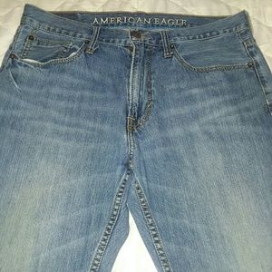 American Eagle Relaxed Fit Jean